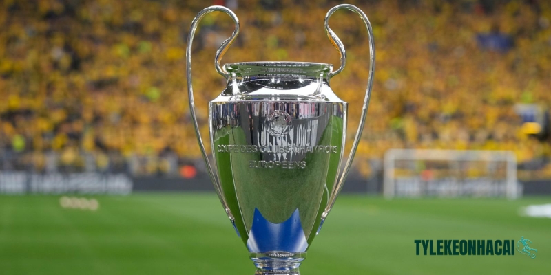 Những giá trị vượt ra ngoài sân cỏ